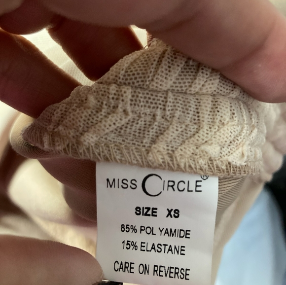 Miss Circle Scrunchie Dress (XS) - Picture 7 of 10